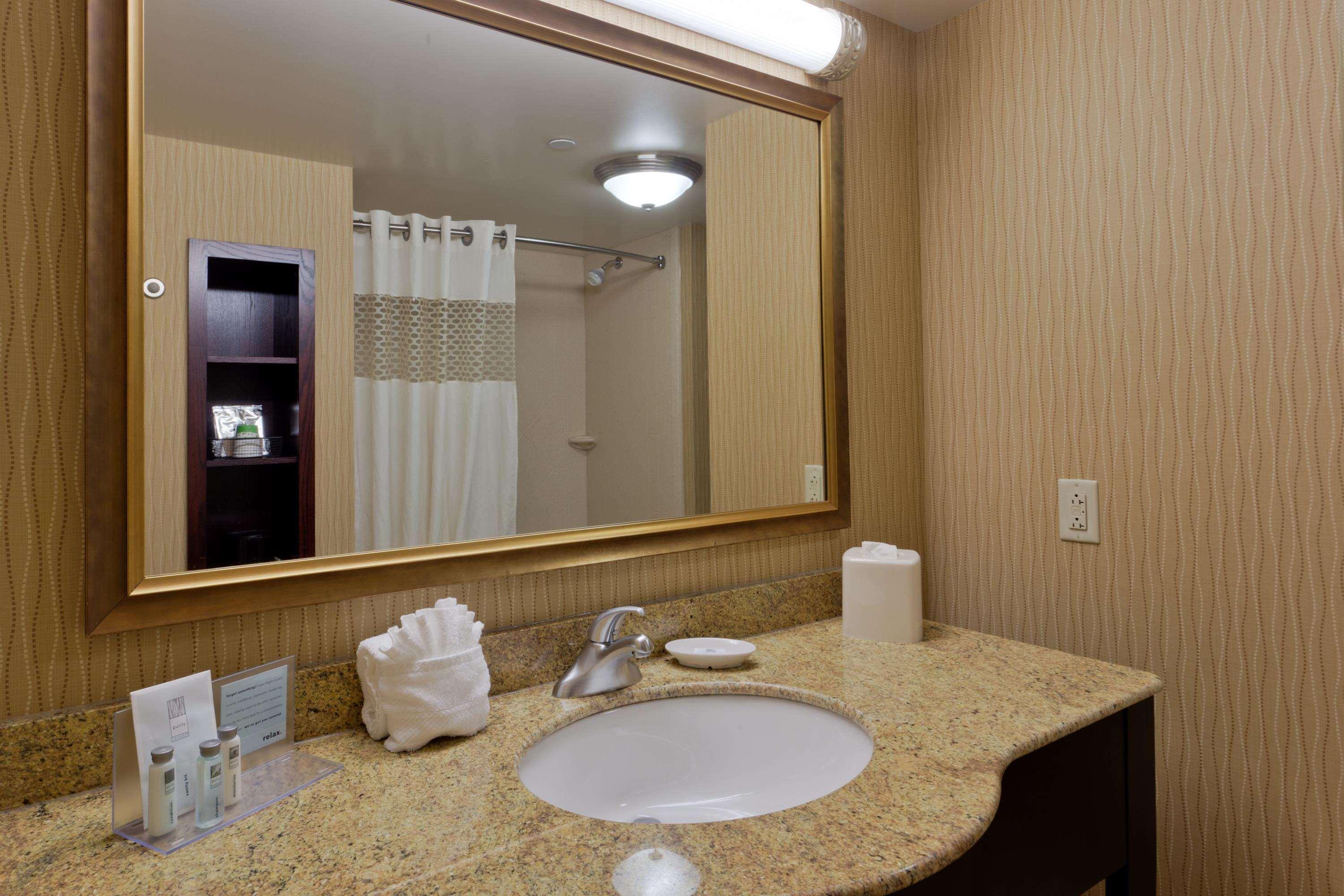 Hampton Inn Rochester-Webster Exterior photo