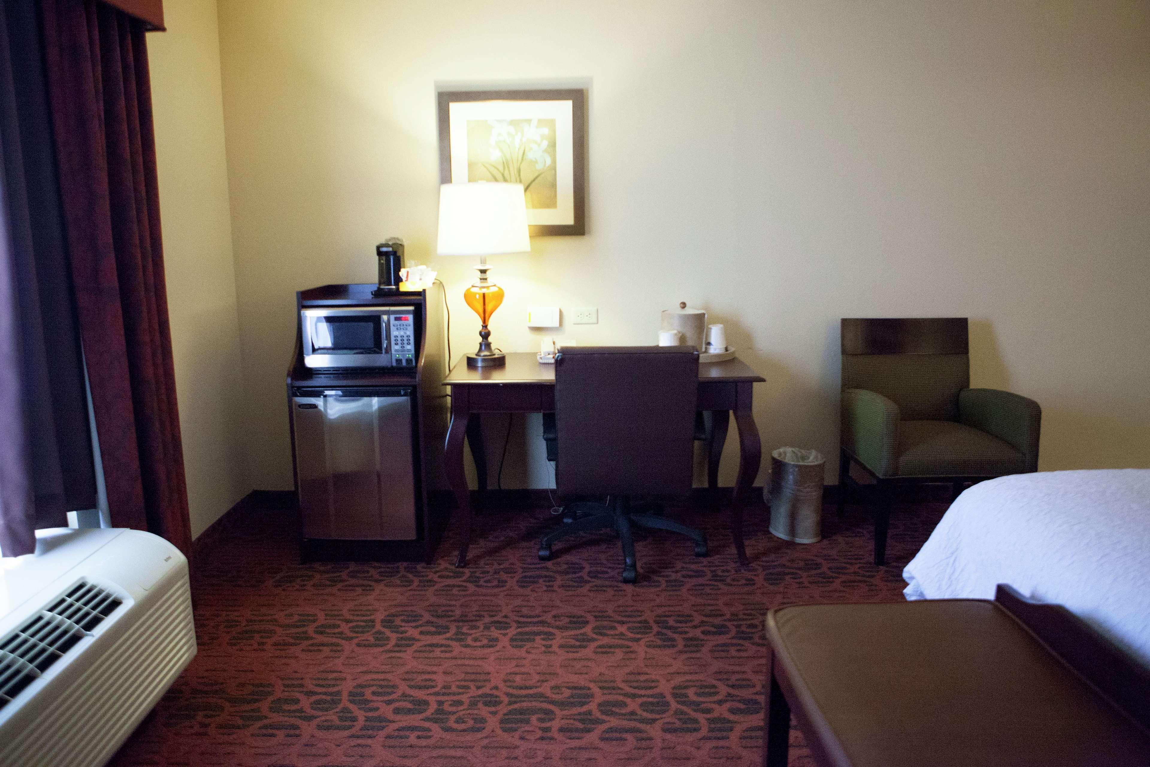 Hampton Inn Rochester-Webster Exterior photo