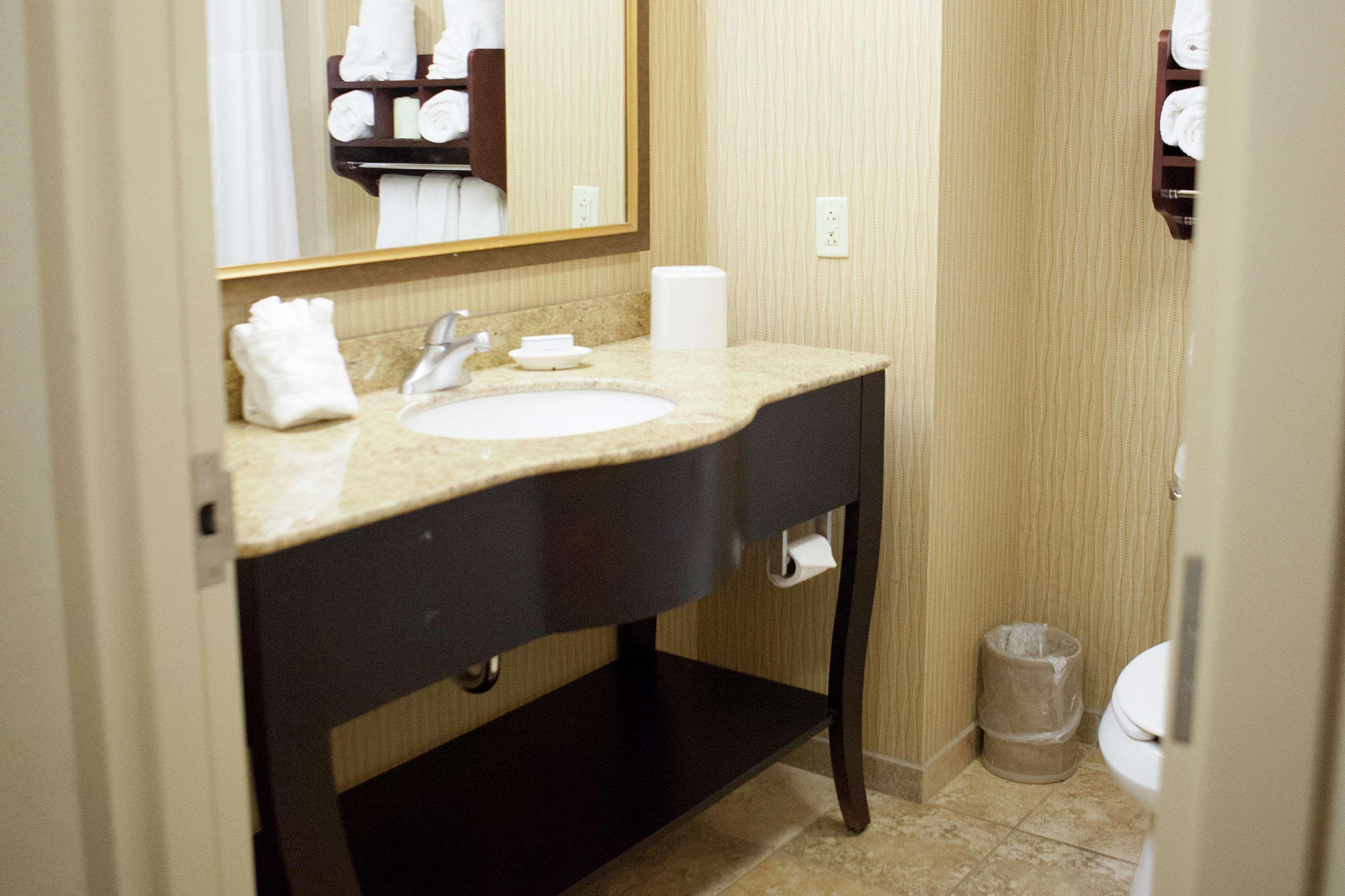 Hampton Inn Rochester-Webster Exterior photo