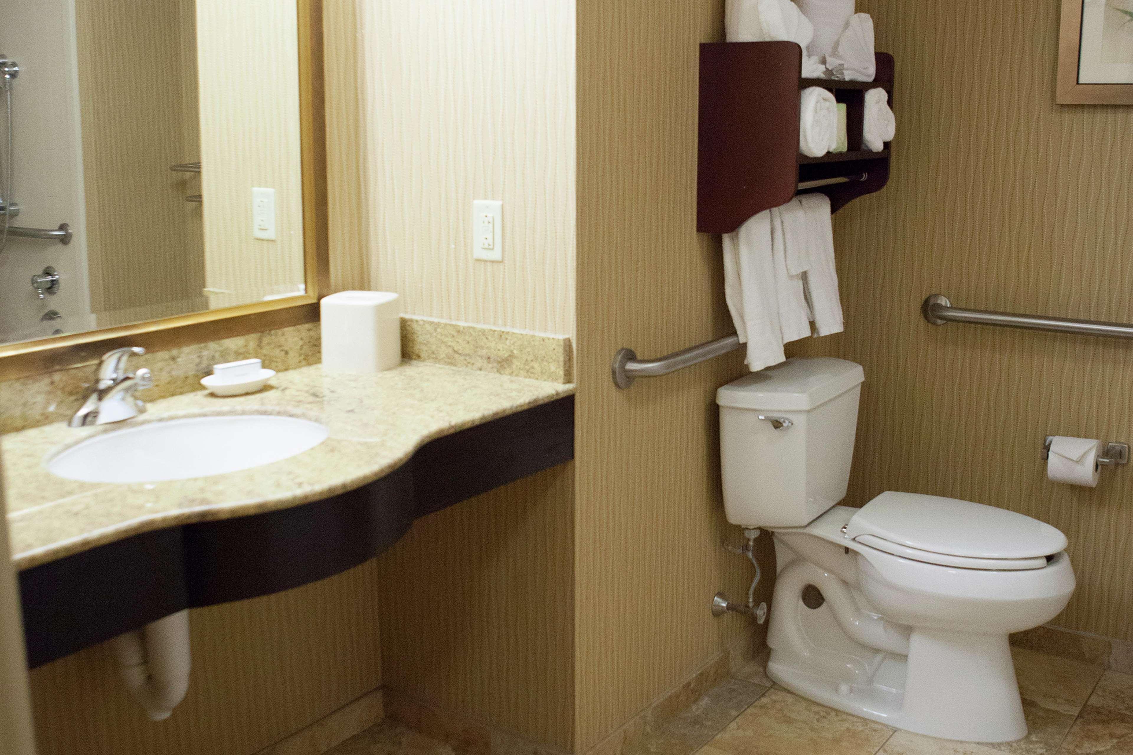 Hampton Inn Rochester-Webster Exterior photo
